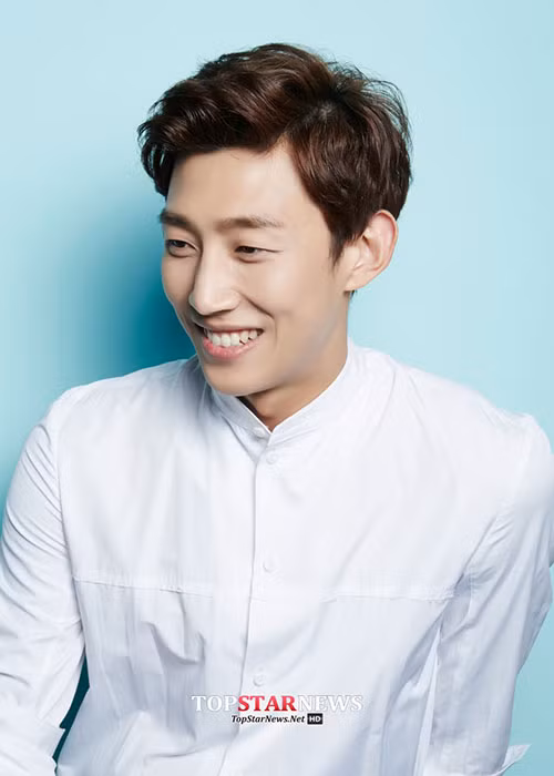 Đóng vai phụ trong nhiều bộ phim truyền hình xứ Hàn, Kang Ki Young được xem là thánh cameo. Ảnh: topstarnews