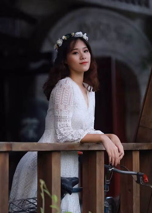 Ngoài Thu Tâm, dàn người đẹp sinh năm 2000 vào chung kết Hoa hậu Việt Nam 2018 còn có Nguyễn Hoàng Bảo Châu.