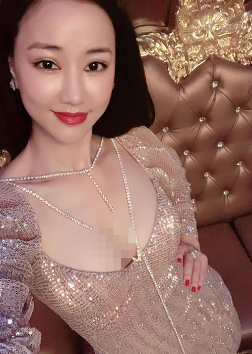 Hot Face sao Việt 24h: Maya diện trang phục gợi cảm đón sinh nhật muộn.