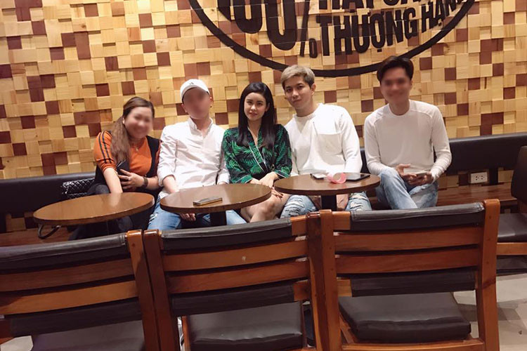 Ngày 6/10/2017, trên trang cá nhân, Trương Quỳnh Anh đăng trạng thái đã ly hôn. Tuy nhiên, cuối tháng 10, hai người vẫn xuất hiện bên nhau. Ảnh: Vietnamnet