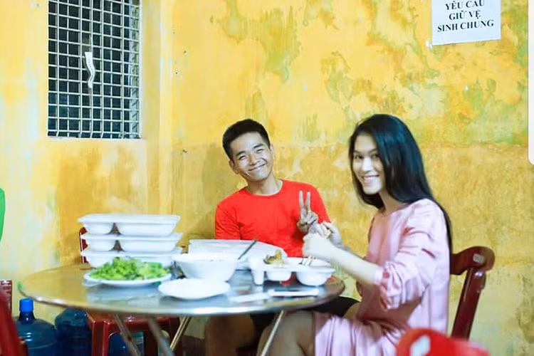 Phạm Hồng Phước chúc mừng sinh nhật Ngọc Thanh Tâm.