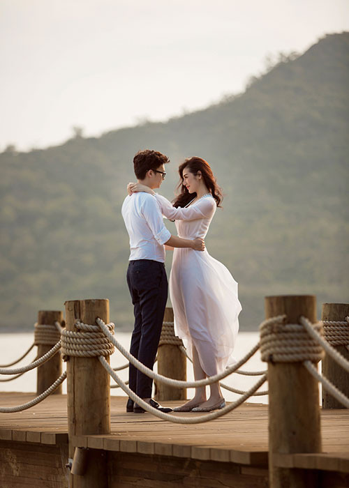 Theo lời Tú Anh, cô và ông xã đã trải nhiều thử thách để viết lên cái kết đẹp cho cuộc tình giữa hai người.