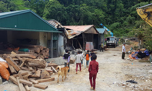 Nhung bong hong trong duong day cua ong trum ma tuy o Long Luong-Hinh-2