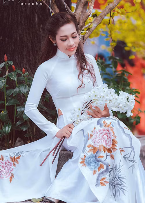 Thùy Trang làm quản lý cho Thu Thảo được 2 năm thì nghỉ.