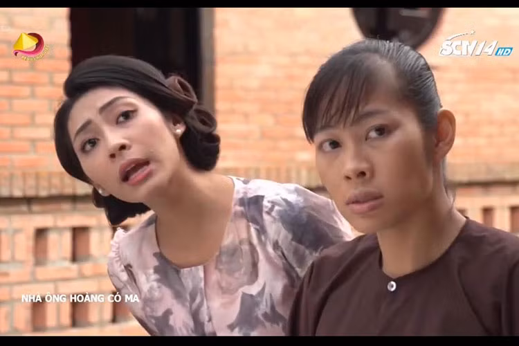 Thùy Trang còn từng đóng chung phim với Thu Thảo trong bộ phim "Nhà ông Hoàng có ma".