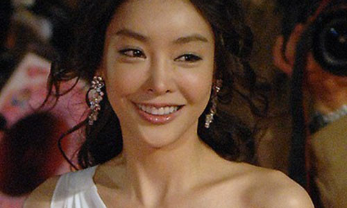 Nữ diễn viên xấu số Jang Ja Yeon tự vẫn vì bị lạm dụng tình dục năm 2009.