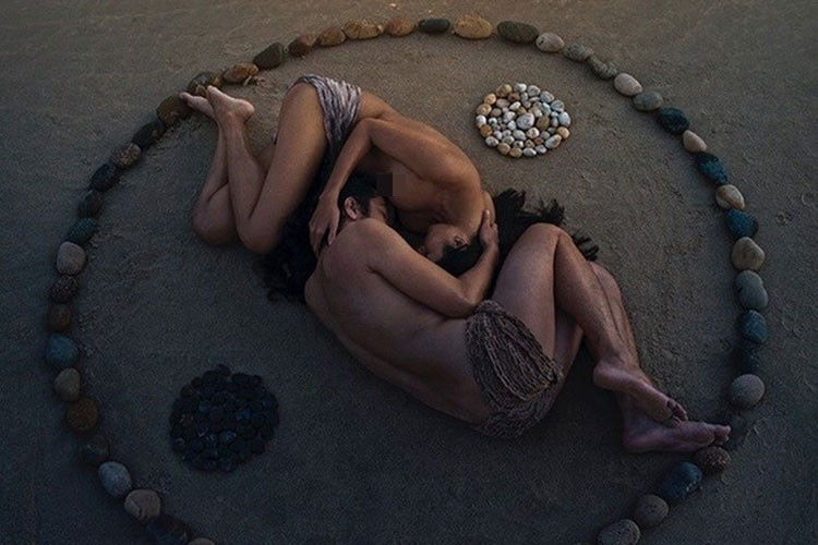 Bức ảnh "Âm dương" của Dương Quốc Định mang đến hiệu ứng thị giác cho người xem.