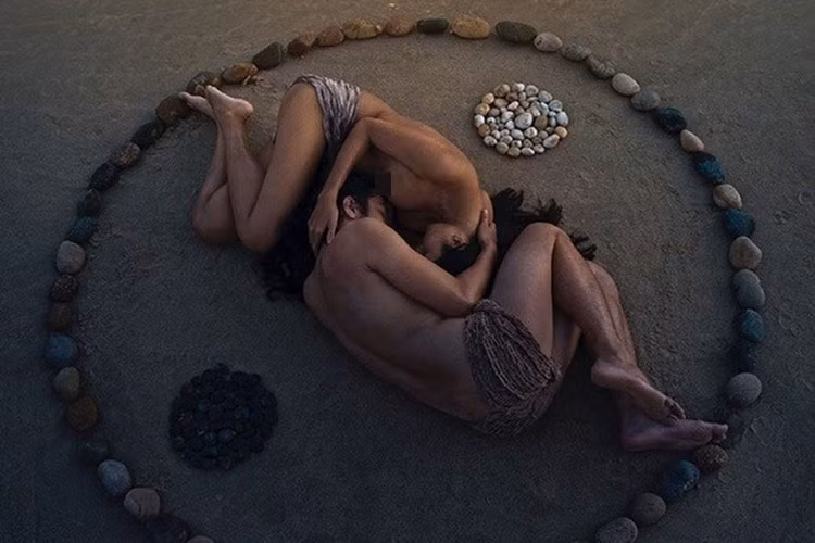 Bức ảnh "Âm dương" của Dương Quốc Định mang đến hiệu ứng thị giác cho người xem.