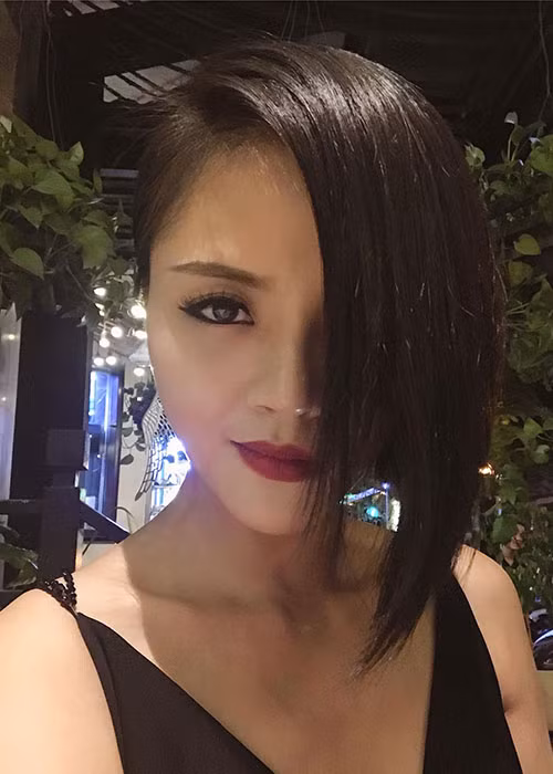 Thu Quỳnh chia sẻ hình ảnh của mình trên phim trường “Quỳnh búp bê”.