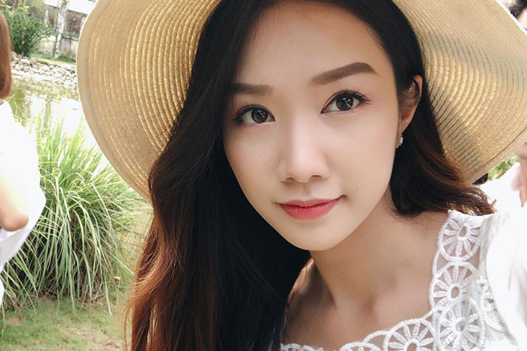 Tham gia cuộc thi Hoa hậu Việt Nam 2018, Hồng Tuyết là một trong 19 người đẹp phía Nam vào chung kết. Ảnh: FBNV