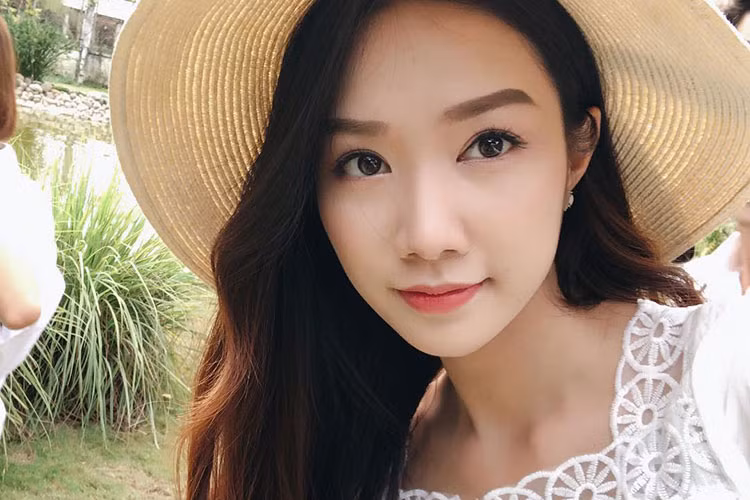 Tham gia cuộc thi Hoa hậu Việt Nam 2018, Hồng Tuyết là một trong 19 người đẹp phía Nam vào chung kết. Ảnh: FBNV