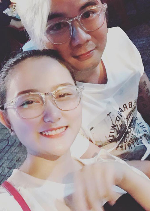 Khánh Đơn - Huỳnh Như yêu nhau đã được 1 năm.
