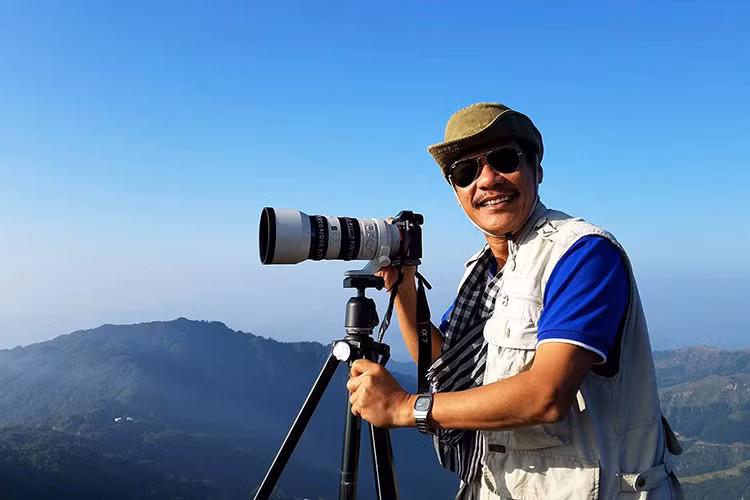 Thái Phiên từng cho ra mắt cuốn sách ảnh khỏa thân “Xuân thì” năm 2008 và “Miền cổ tích” năm 2018. Ảnh: FBNV