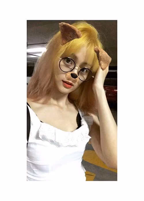 Trên trang cá nhân, tình cũ của Cường Đô la liên tục khoe mái tóc mới. Ảnh: Instagram