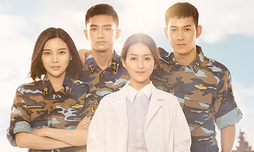 Dàn diễn viên phim “Hậu duệ mặt trời” phiên bản Việt. Ảnh: Saostar