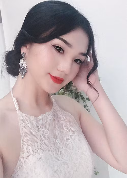 Sinh năm 2000, Thu Tâm là một trong những thí sinh nhỏ tuổi nhất bước vào chung kết cuộc thi Hoa hậu Việt Nam 2018 năm nay.