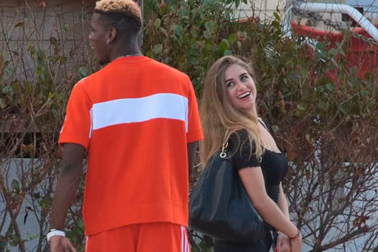 Paul không ít lần bị bắt gặp hẹn hò bạn gái Maria. Ảnh: Dailymail