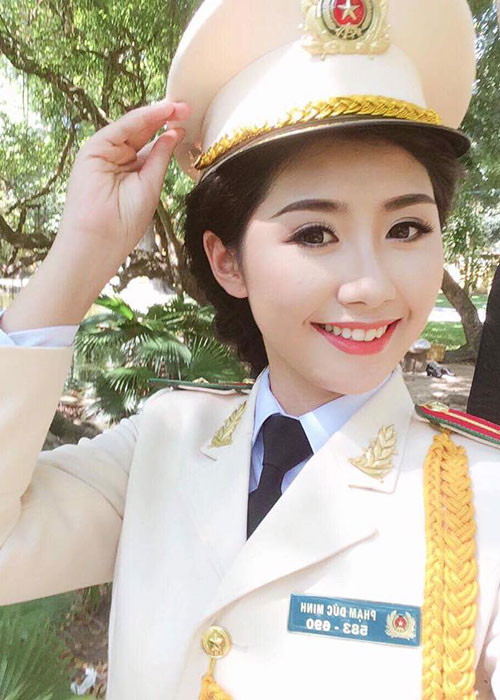 Người đẹp sinh năm 1995 khá kín tiếng về đời tư. Ảnh: FBNV