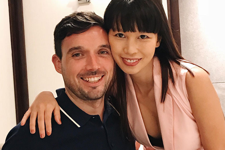 Vợ chồng Hà Anh đón con gái đầu lòng sau 2 năm kết hôn.