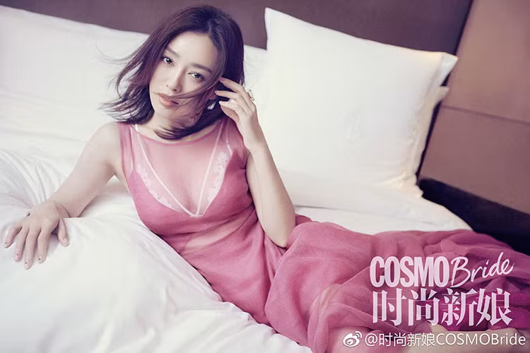 Nữ diễn viên phim "Diên Hi Công Lược" ngoài đóng phim còn làm người mẫu. Ảnh: Weibo