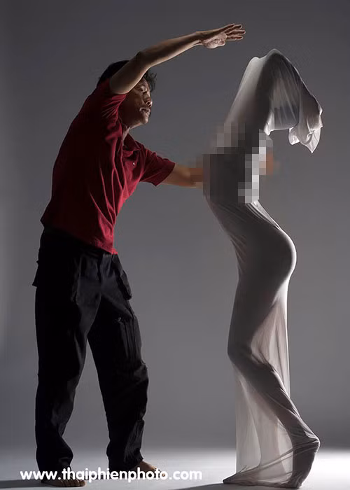 Thái Phiên được xem là nghệ sĩ nhiếp ảnh tiên phong chụp ảnh khỏa thân nghệ thuật tại Việt Nam. Ảnh: FBNV
