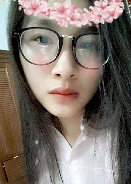 Ngoài đời, Khánh Linh khá giản dị. Ảnh: FBNV