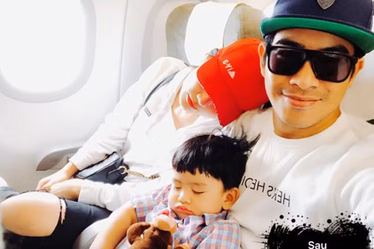 Kỷ niệm 2 năm ngày đám hỏi với Ngọc Lan, Thanh Bình tiết lộ tình yêu mà hai người dành cho nhau vẫn không thay đổi.