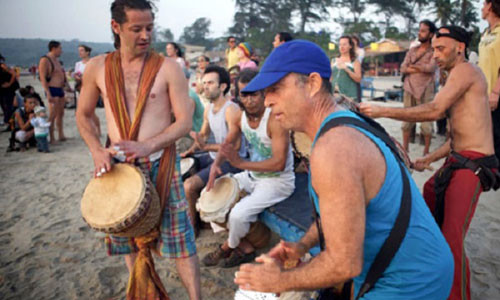 Goa là một đảo du lịch hợp pháp hóa các chất kích thích. Ảnh: Alamy