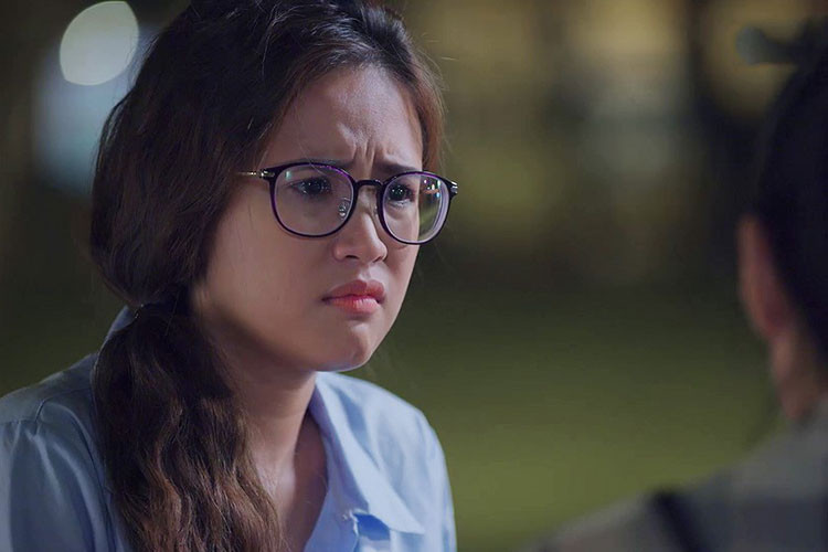 Phương Hằng là nữ diễn viên trẻ không mấy tên tuổi trước khi đóng bộ phim “Gạo nếp gạo tẻ”. Fans nhận xét cô sở hữu nhan sắc giống Mai Phương Thúy. Ảnh: HTV