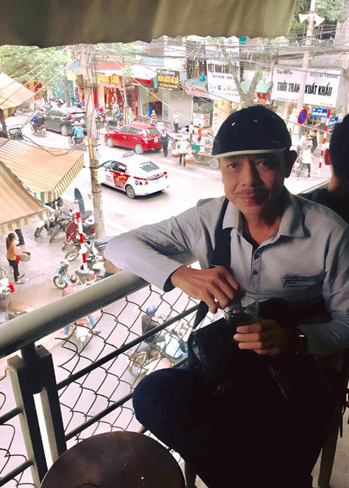 Nam nghệ sĩ sinh năm 1963 sống giản dị, không phô trương ồn ào.