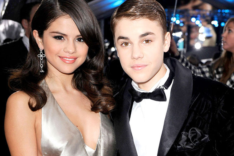 Trước khi cầu hôn Hailey, Justin chia tay Selena Gomez cách đây không lâu. Yêu nhau từ năm 2011, cặp đôi này tan hợp vô số lần.