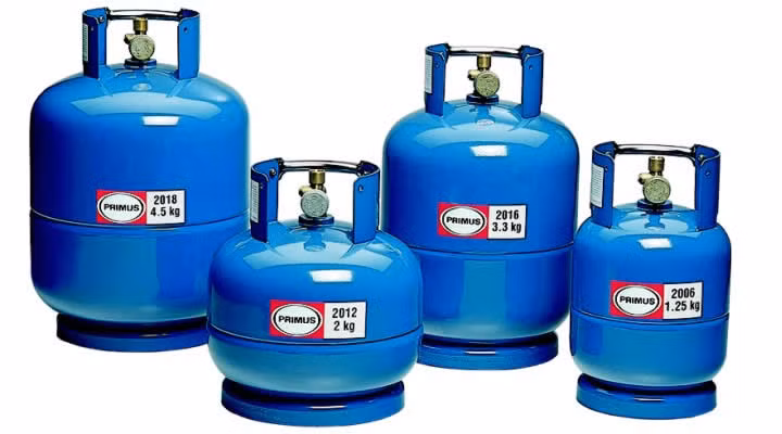 Bình ga được coi là một trong những đồ vật trong nhà dễ gây cháy nổ nhất. Nếu người dùng không thường xuyên kiểm tra thì chỉ cần van gas hở, bình ra rò rỉ là có thể dẫn đến hỏa hoạn. Ảnh: Gasbottlerefill.