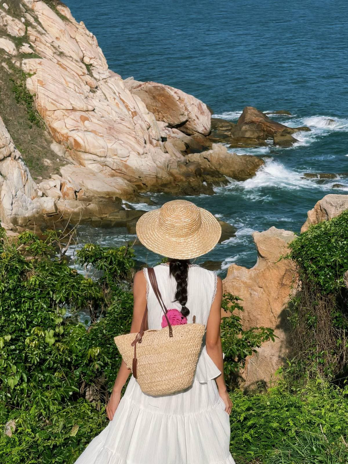 Hải đăng Mũi Kê Gà là một trong những điểm đến không thể bỏ qua khi du lịch Bình Thuận. Không chỉ mang trong mình giá trị lịch sử và văn hóa, Hải đăng Kê Gà còn sở hữu vẻ đẹp thiên nhiên hùng vĩ, mang lại cho du khách những trải nghiệm tuyệt vời về sự bình yên và hoang sơ của biển cả. Ảnh 43kg.hh