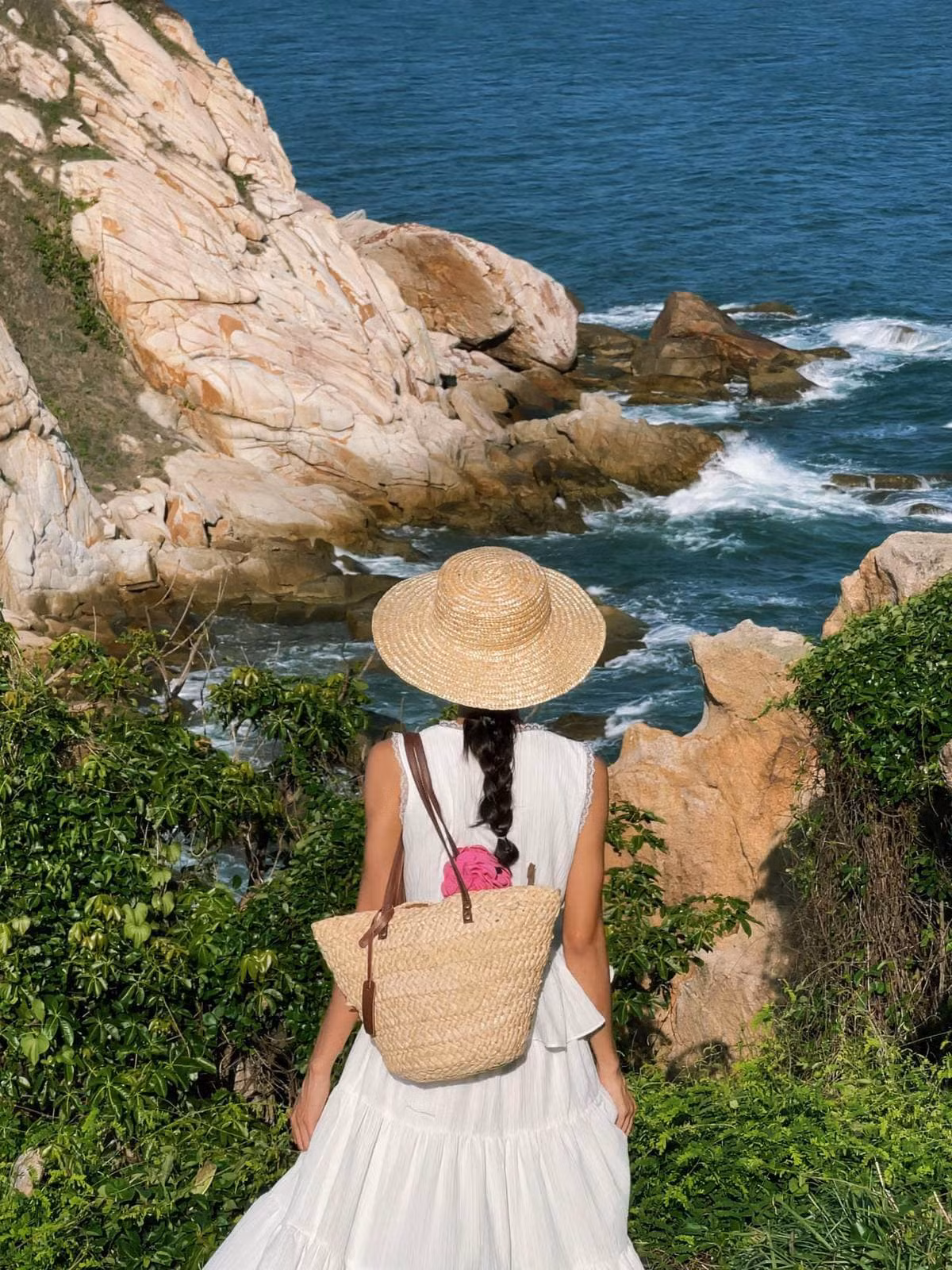 Hải đăng Mũi Kê Gà là một trong những điểm đến không thể bỏ qua khi du lịch Bình Thuận. Không chỉ mang trong mình giá trị lịch sử và văn hóa, Hải đăng Kê Gà còn sở hữu vẻ đẹp thiên nhiên hùng vĩ, mang lại cho du khách những trải nghiệm tuyệt vời về sự bình yên và hoang sơ của biển cả. Ảnh 43kg.hh