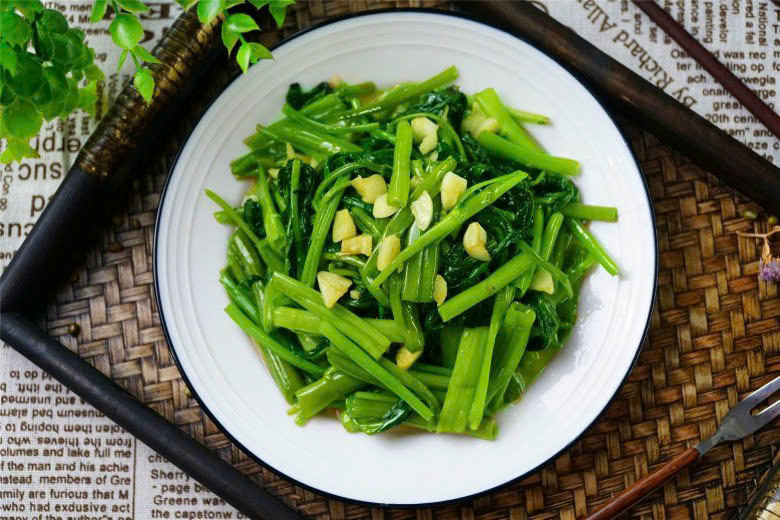 Sự xuất hiện của rau muống xào tỏi trong danh sách những món rau ngon nhất thế giới không chỉ là niềm tự hào đối với người Việt Nam mà còn là một cơ hội để quảng bá ẩm thực nước nhà ra thế giới. Ảnh Internet