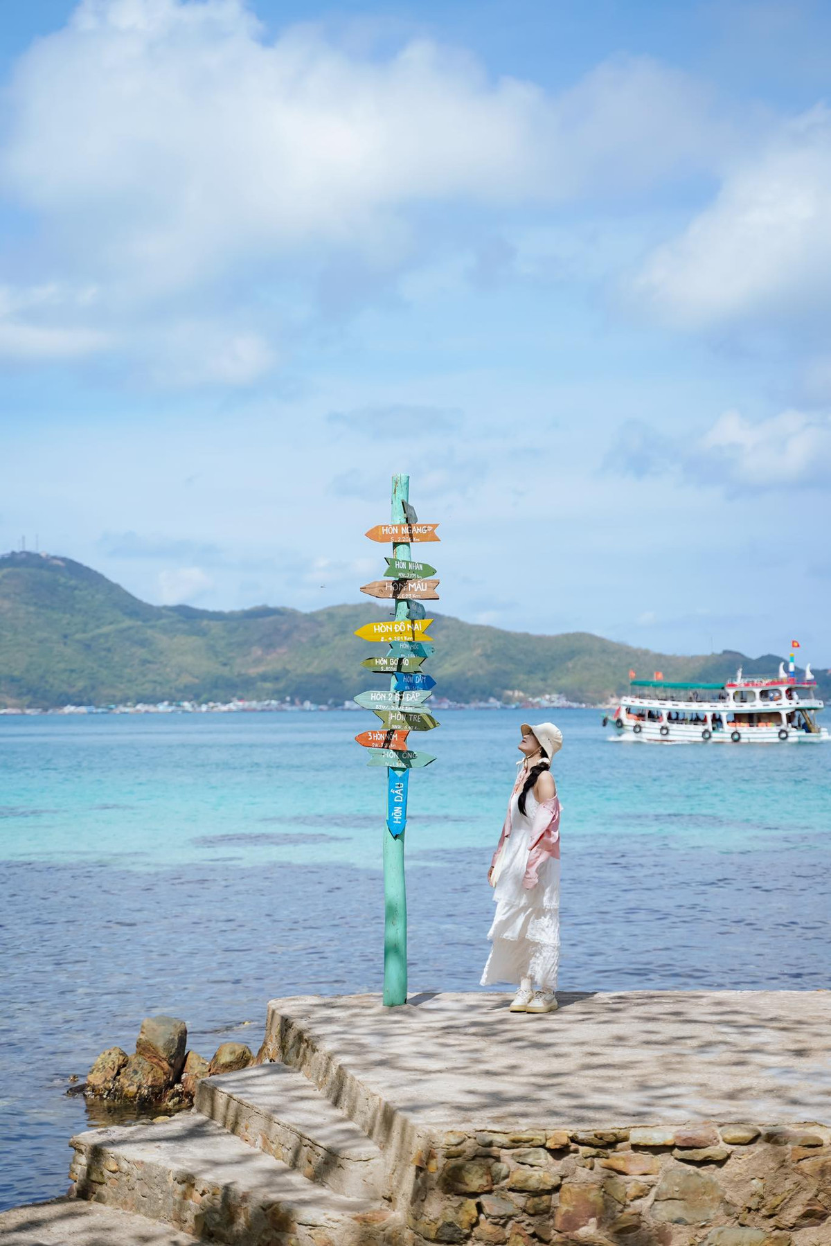 Di dau choi vua dep vua tranh “bien nguoi” dip le 30/4?-Hinh-3