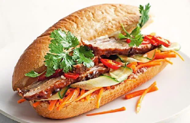 Banh mi lot top mon an duong pho ngon nhat Dong Nam A