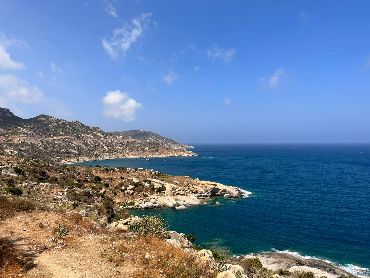 Nằm cách thành phố Phan Rang – Tháp Chàm khoảng 30 km về phía Nam, mũi Dinh là một trong những mũi đất độc đáo của miền Trung Việt Nam. Ảnh Internet