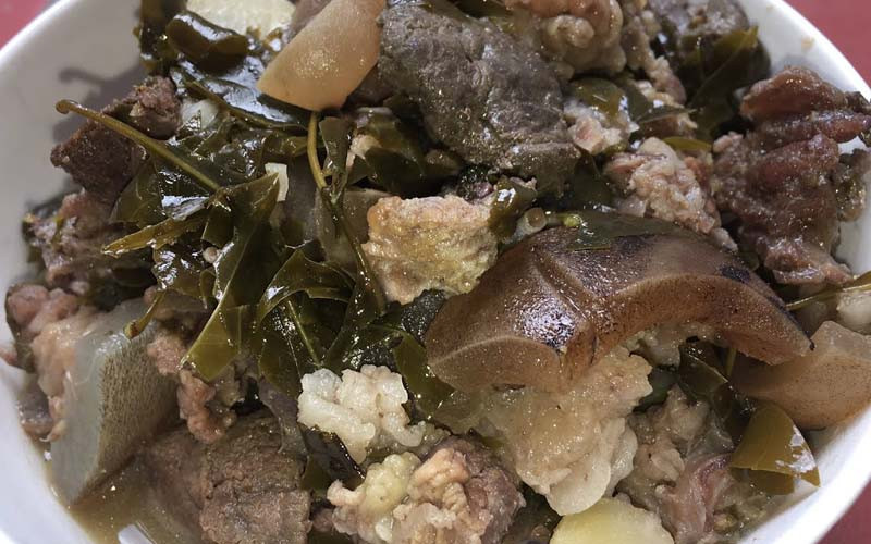 Trong đó, món thịt trâu lá lồm là một đặc sản không thể bỏ qua – món ăn mộc mạc nhưng đậm đà, mang hương vị khó quên của vùng đất Tây Bắc này. Ảnh Internet