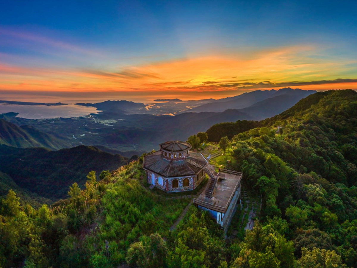 Khong duoc to chuc an nhau tuy tien trong Vuon quoc gia Bach Ma