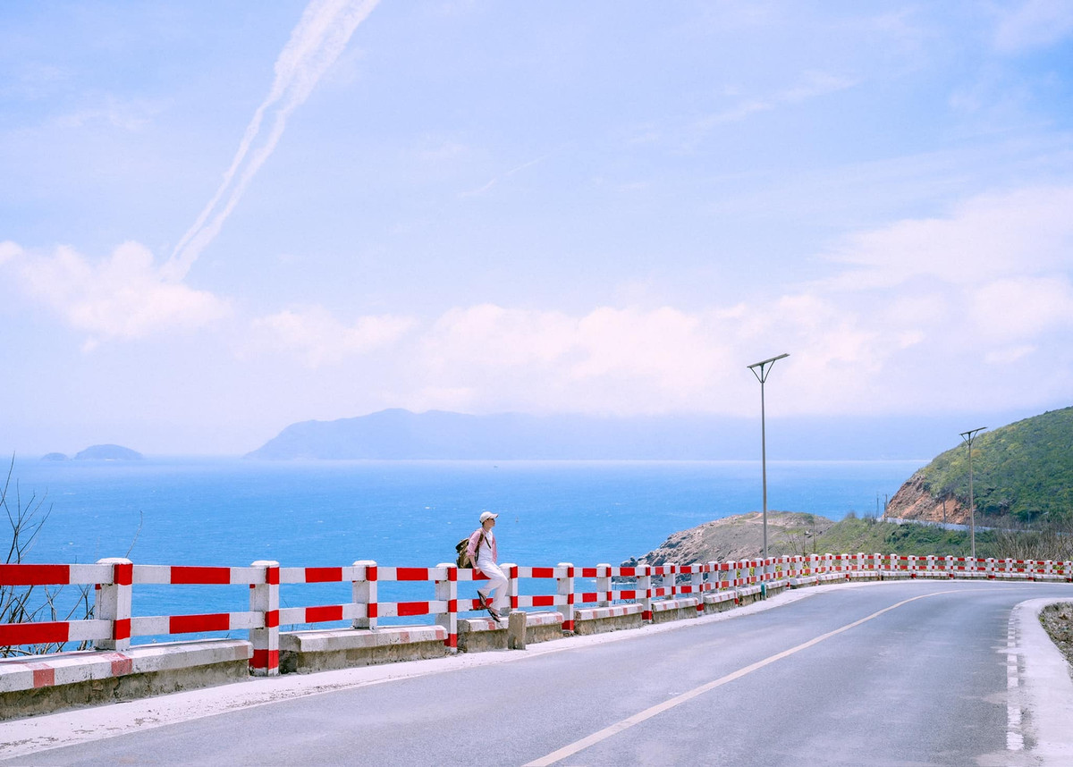 Bãi Đầm Trầu là nơi giao thoa giữa thiên nhiên thơ mộng và những khoảnh khắc hiện đại đầy ấn tượng chắc chắn sẽ khiến chuyến đi Côn Đảo của du khách thêm phần đáng nhớ. Ảnh Pham Trong Nghia