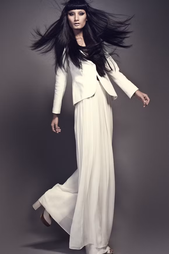 Vốn bị nhiều lời đồn ác ý khi trở thành Top 2 Next Top 2012 nhưng Lê Thúy dần khẳng định tài năng và bản lĩnh với nghề. Đặc biệt, với sự hỗ trợ của NTK Đỗ Mạnh Cường, Lê Thúy trở thành một trong những gương mặt mẫu sáng giá của thời trang Việt Nam.