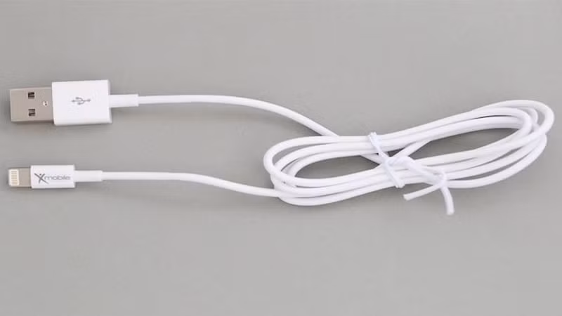 Lúc này, Tuấn đã dùng dây sạc điện thoại siết cổ bạn gái đến chết, lục lấy hơn 300 nghìn đồng rồi đi xe máy của chị T. rời khỏi nhà nghỉ. Sau đó, Tuấn mua 1 tép ma túy để dùng. (Ảnh minh họa, nguồn: Internet) 