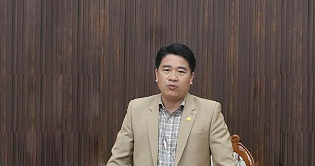 Ông Tân có trình độ chuyên môn Tiến sĩ Luật, trình độ chính trị cao cấp, cử nhân Anh văn.