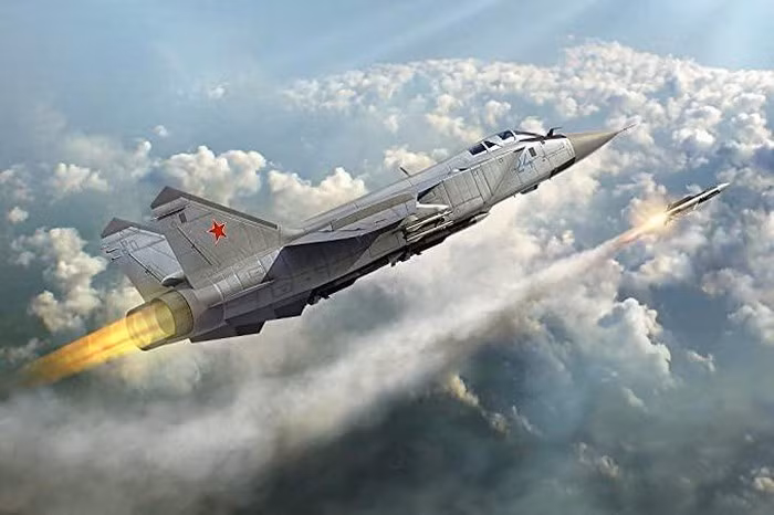 Giới chuyên gia quân sự nhận định rằng, kỷ lục về trần bay của tiêm kích MiG-31 sẽ còn tồn tại thêm một thời gian rất dài nữa mới có thể bị phá vỡ.