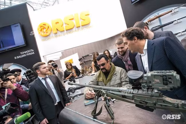 Tùy vào từng phiên bản khác nhau mà súng bắn tỉa T-5000 sẽ có cỡ nòng và độ dài nòng súng khác nhau. Phiên bản tiêu chuấn sử dụng cỡ nòng 7,62x51 với độ dài nòng súng 660 mm, tương đương với 55% tổng chiều dài của súng. Nguồn ảnh: Sina.