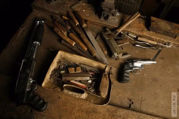 Rất có thể, vũ khí của những kẻ khủng bố tấn công vào Mariwi hôm 23/5 vừa qua cũng có nguồn gốc từ đây. Nguồn ảnh: Jojo.