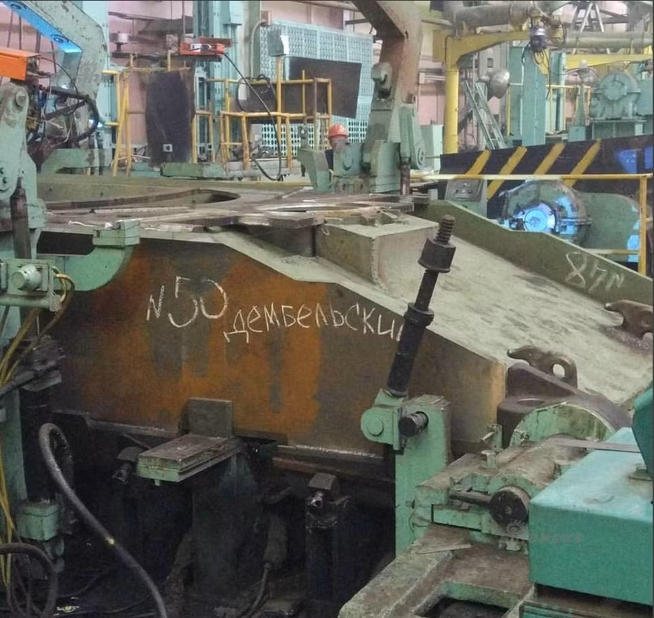 Ngoài việc lắp ráp các xe tăng T-84 mới cho quân đội Ukraine và xuất khẩu, khu nhà xưởng này còn kiêm luôn công việc bảo dưỡng, sửa chữa cho những chiếc T-84 cũ. Nguồn ảnh: Sina.