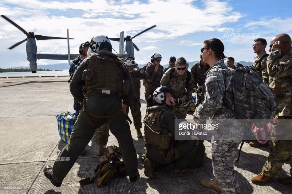 Mỹ điều cả máy bay vận tải MV-22 Osprey cực kỳ hiện đại tham gia cuộc đổ bộ. Nguồn ảnh: Gettyimg.