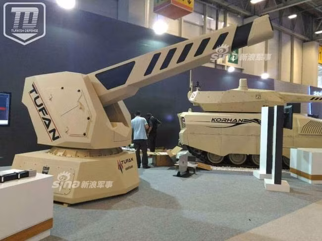Thổ Nhĩ Kỳ đã giới thiệu mẫu súng điện từ hoàn chỉnh của mình tại triển lãm quốc phòng quốc tế IDEF vừa mới được tổ chức tại Istanbul. Nguồn ảnh: Sina.